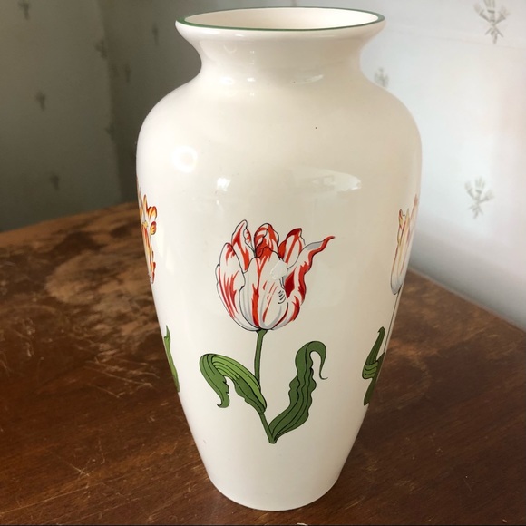 Tiffany & Co. “Tiffany Tulips” Vase - Picture 2 of 6